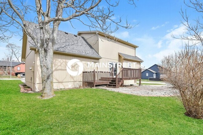 Building Photo - 3 Bedroom Pet-Friendly Home in Pleasant Hi...