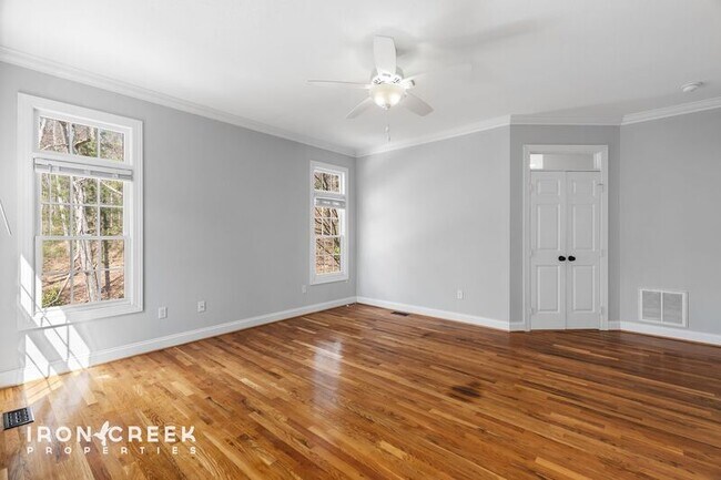 Building Photo - 1904 Bearberry Ln