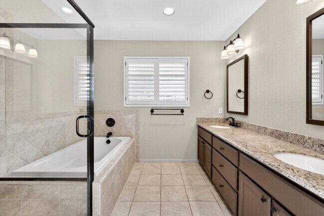 Building Photo - Renovated Court Location Beauty – Spacious 4BD Home Near Pleasant Hill!