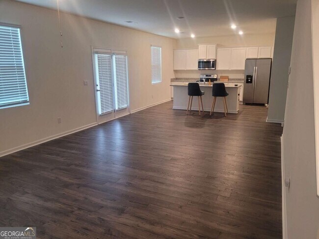 Building Photo - 2021 Vidalia Ct