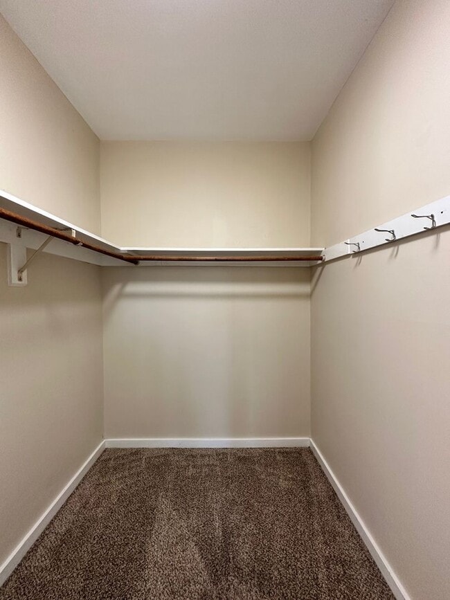 Building Photo - Downtown Fernandina Beach! Sunny 2 Story!