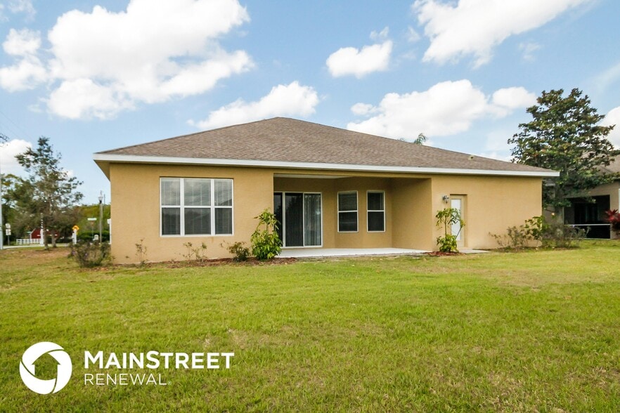 Building Photo - 2208 Tarragon Ln