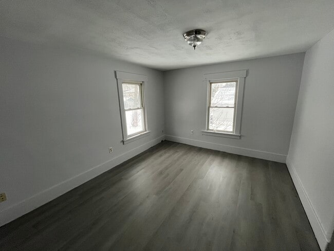 Building Photo - 769 Sherman Ave Ave