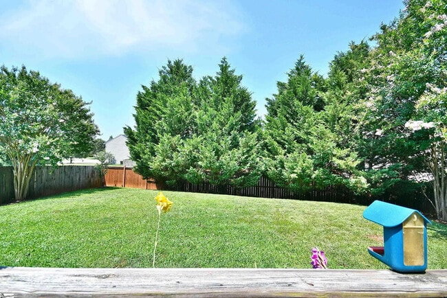 Building Photo - 4 Riverbed Dr