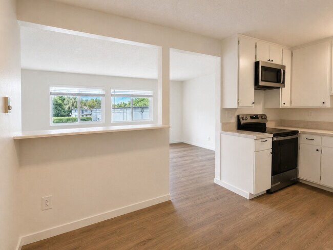 Building Photo - 110 Bodega Ln