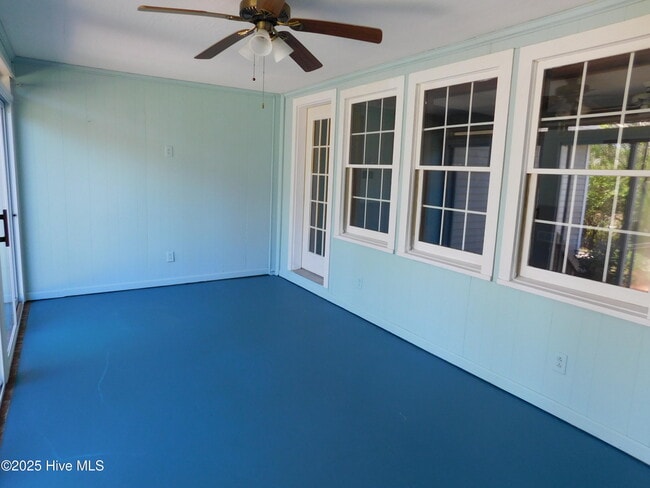 Building Photo - 6109 Schooner Ct