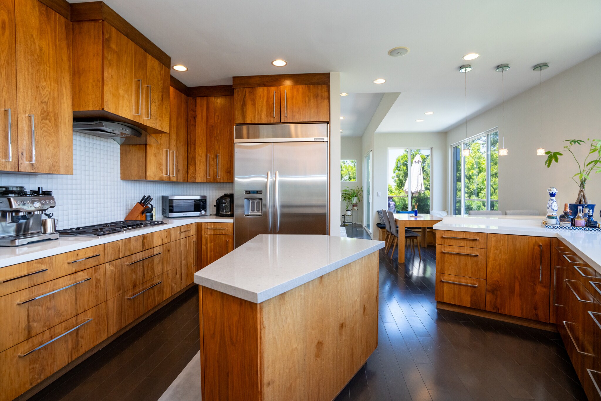 Building Photo - 3865 Buena Park Dr