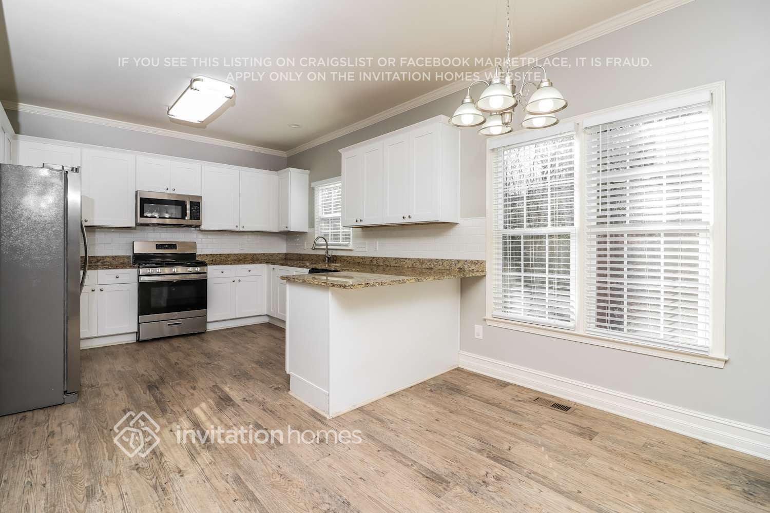 Building Photo - 3618 Broken Arrow Dr