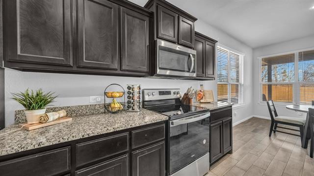 Building Photo - 9224 Red Brush Trl