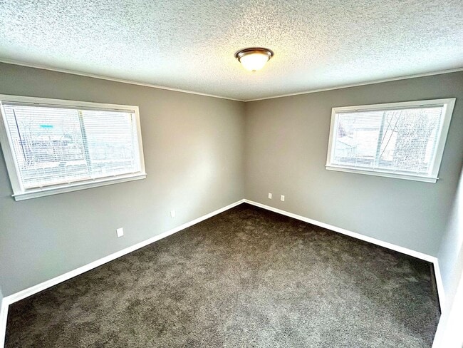 Building Photo - 5315 Yale Rd