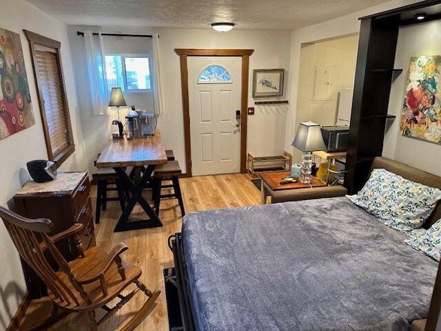 Another view with open bed - 910 N. Pacific Hwy