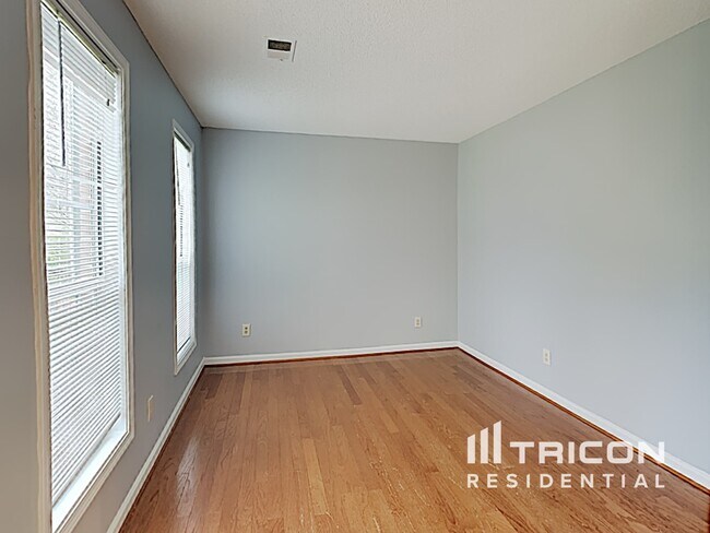 Building Photo - 4533 Peppermill Pl