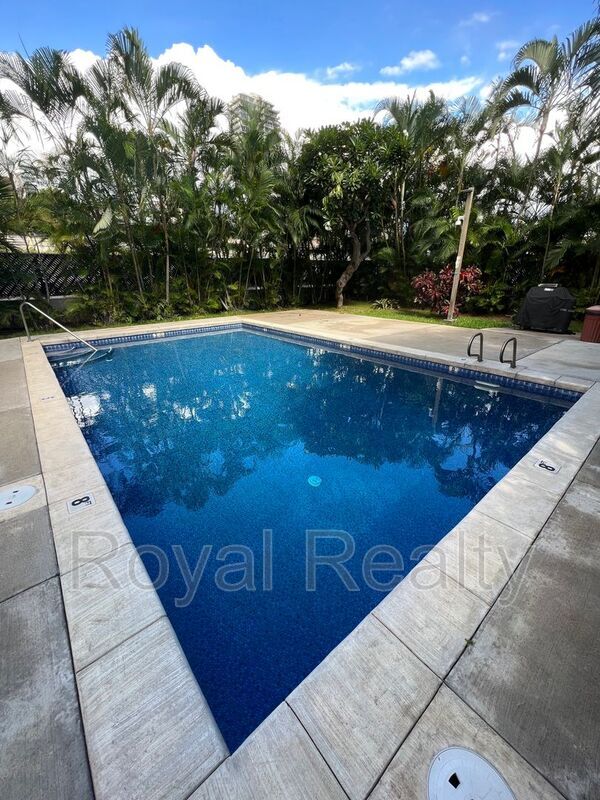 Building Photo - 775 Kinalau Pl