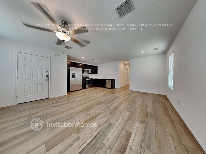 Building Photo - 218 Br Vlg Wy