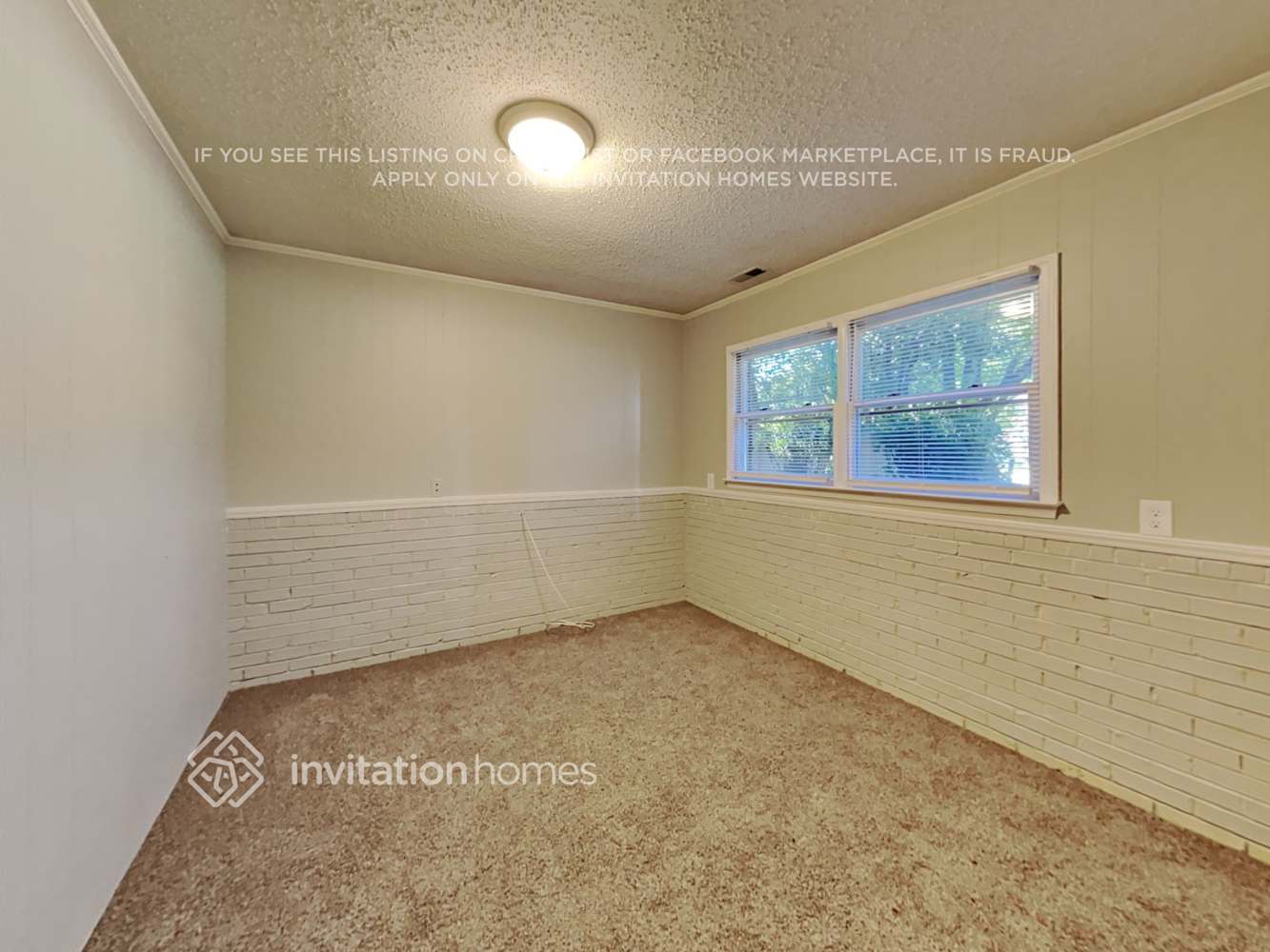 Building Photo - 413 S Toria Dr