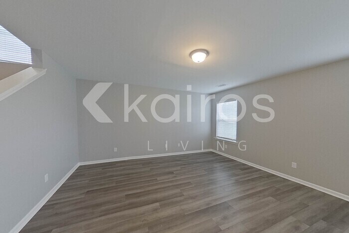 Building Photo - 105 Colonial Wy