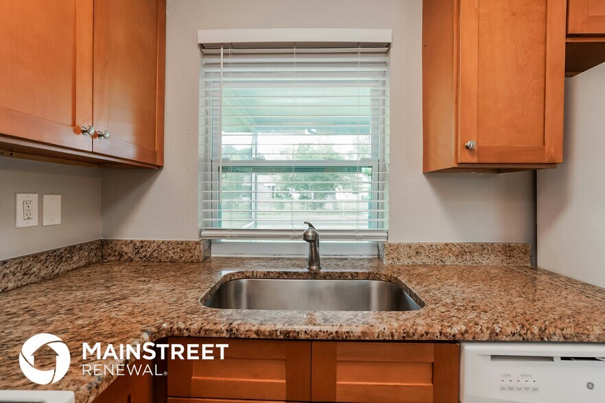 Building Photo - 19058 Flamingo Rd