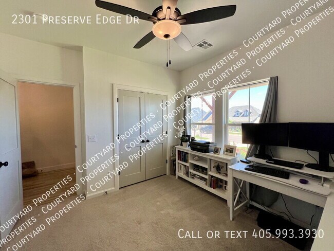 Building Photo - 2301 Preserve Edge Dr