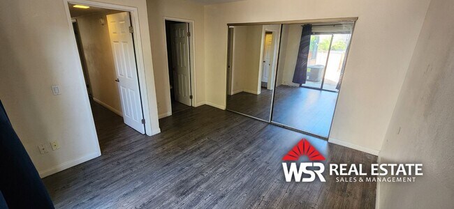 Building Photo - 2-Bedroom 2-Bathroom Condo in Gated Palmil...