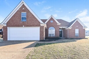 Building Photo - 5602 Lakefront Dr