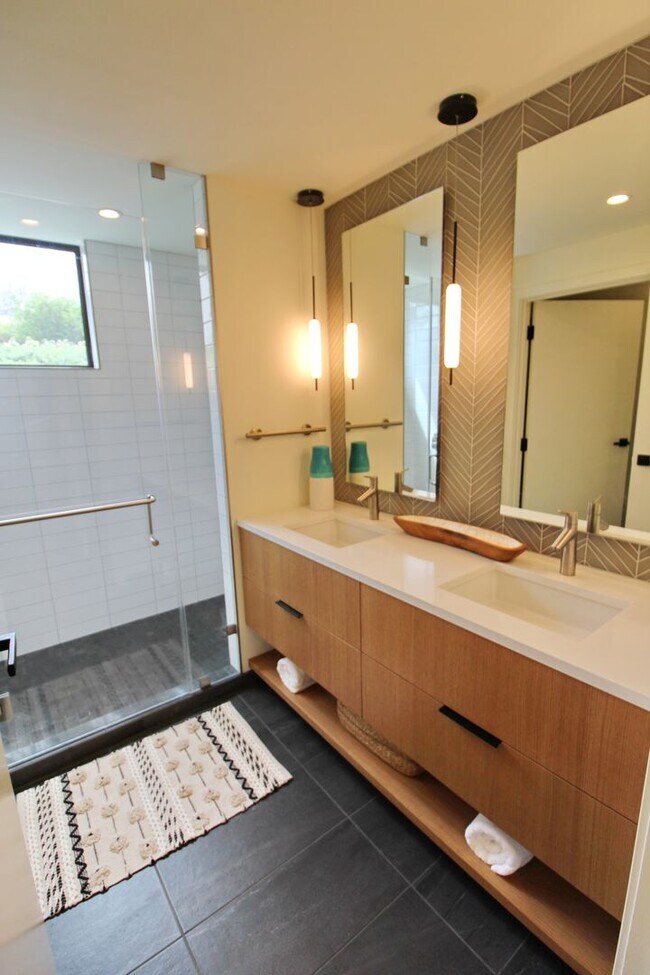Building Photo - Wailea's newest development, La'i Loa, 2 bedroom / 2 bathroom Furnished & Fabulous - Available 4/...