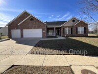 Building Photo - 2308 Fourlakes Drive