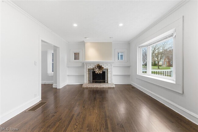 Building Photo - 3577 Cedarbrook Rd