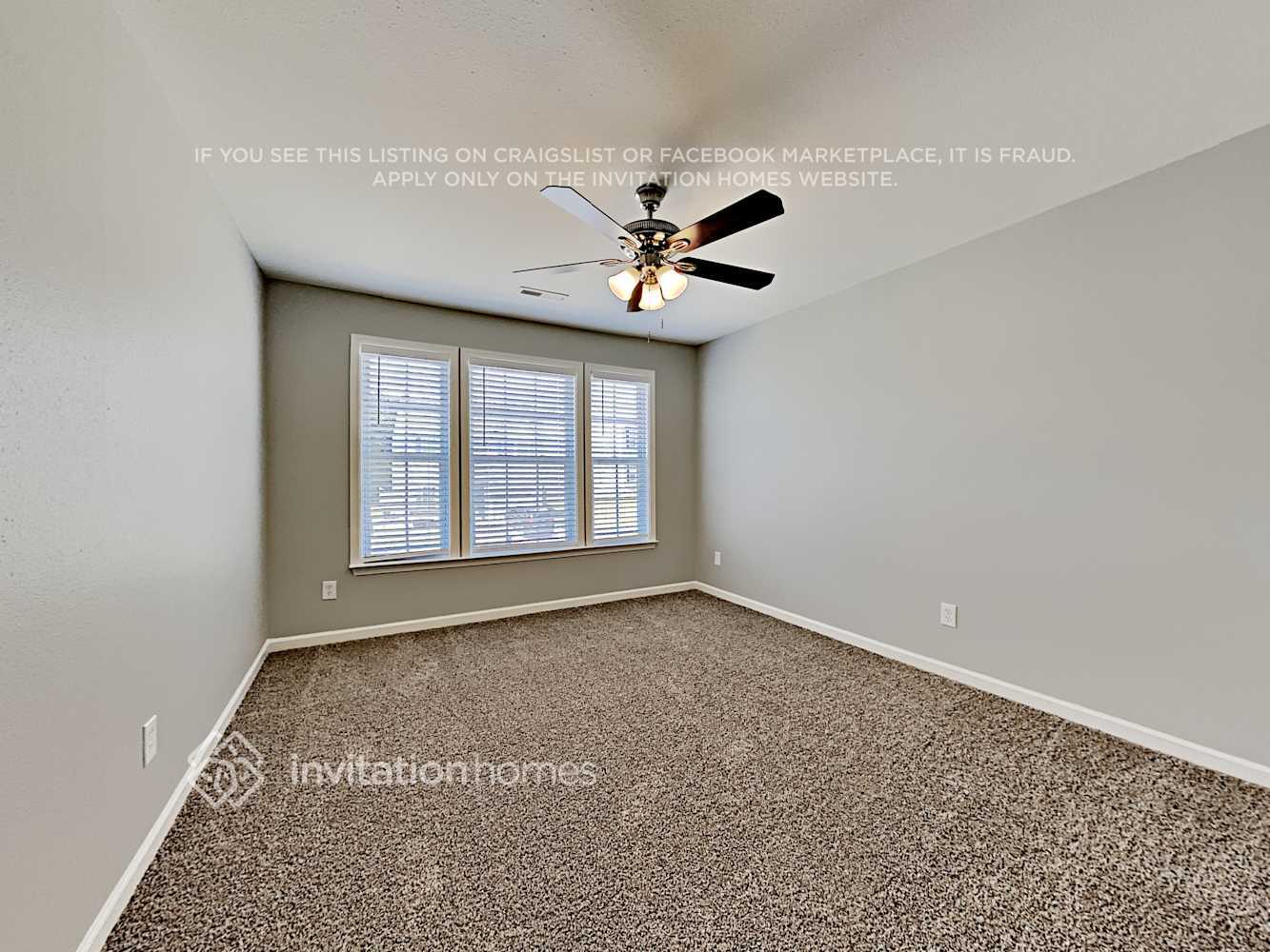 Building Photo - 350 Morning Dew Dr