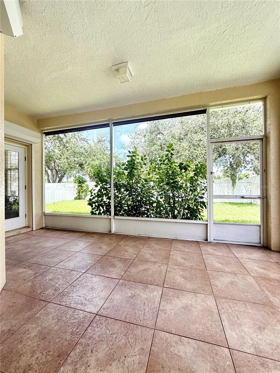 Building Photo - 30533 Lettingwell Cir