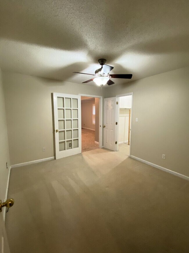 Building Photo - Coming Soon!