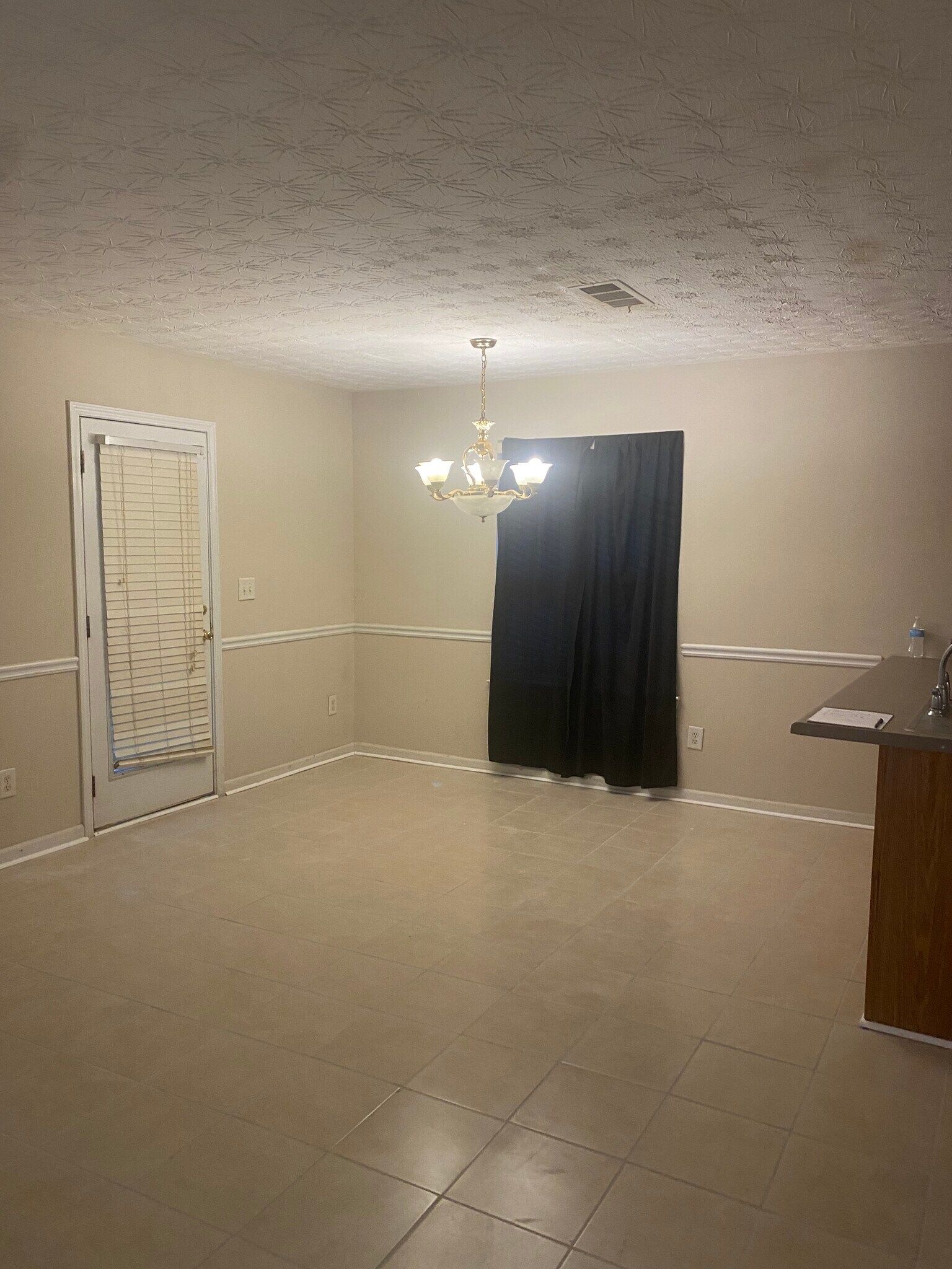 Building Photo - 188 Rankin Cir