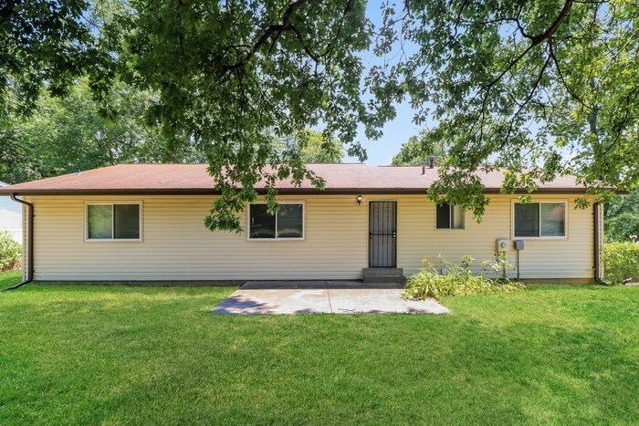Building Photo - 12041 Rosevalley Ln