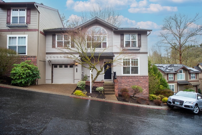 Primary Photo - Gorgeous 4 Bed, 2.5 Bath House!