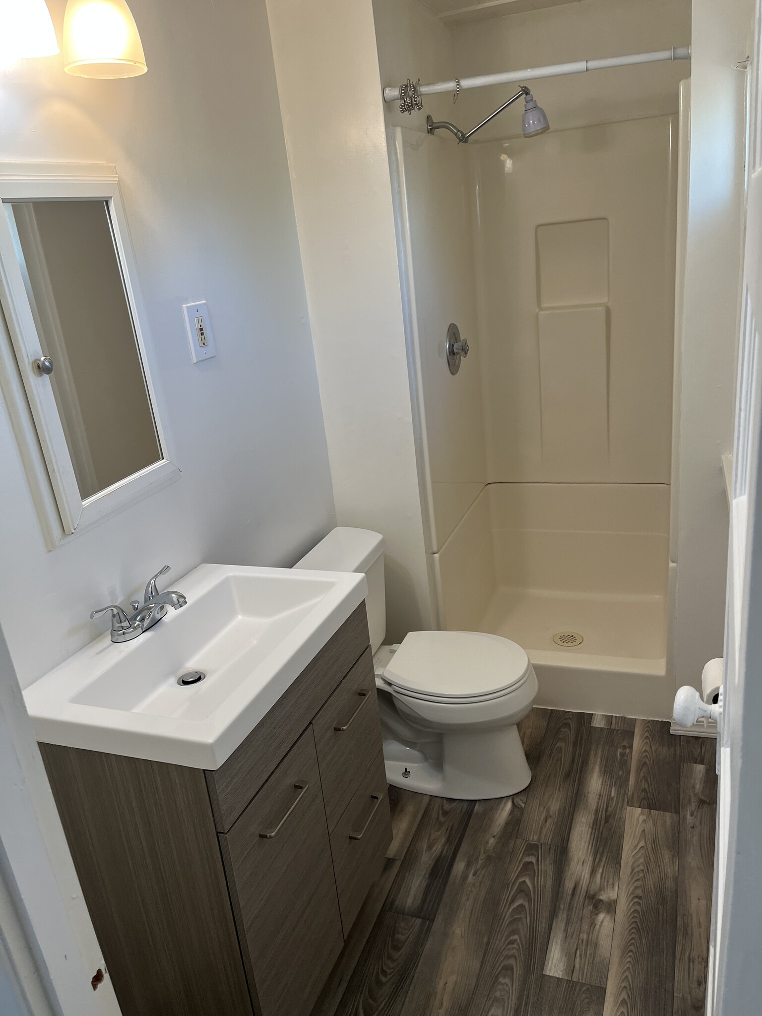 Building Photo - 5056 Hawley Blvd