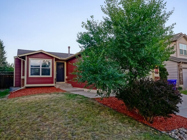 Building Photo - 5038 Chariot Dr
