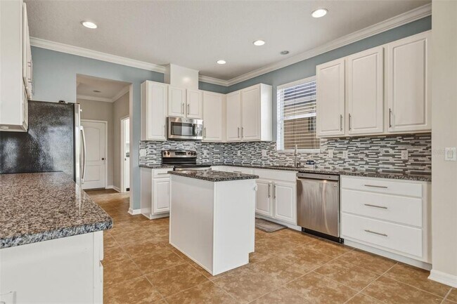 Building Photo - 5962 Paxton Ct