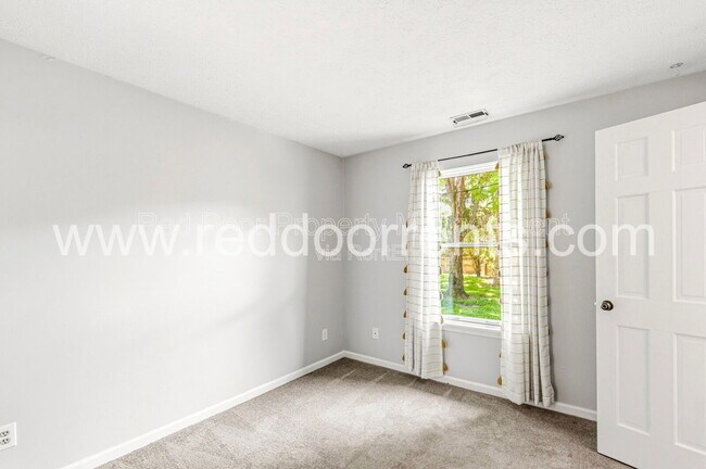 Building Photo - 12601 Slippery Rock Rd
