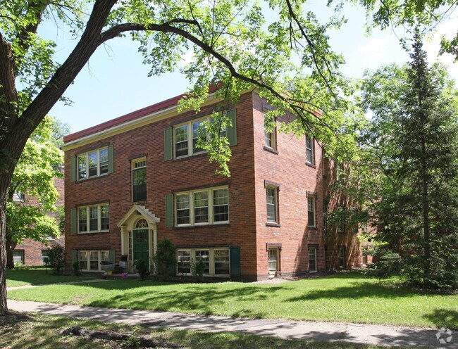 Primary Photo - 2793 Xerxes Ave S