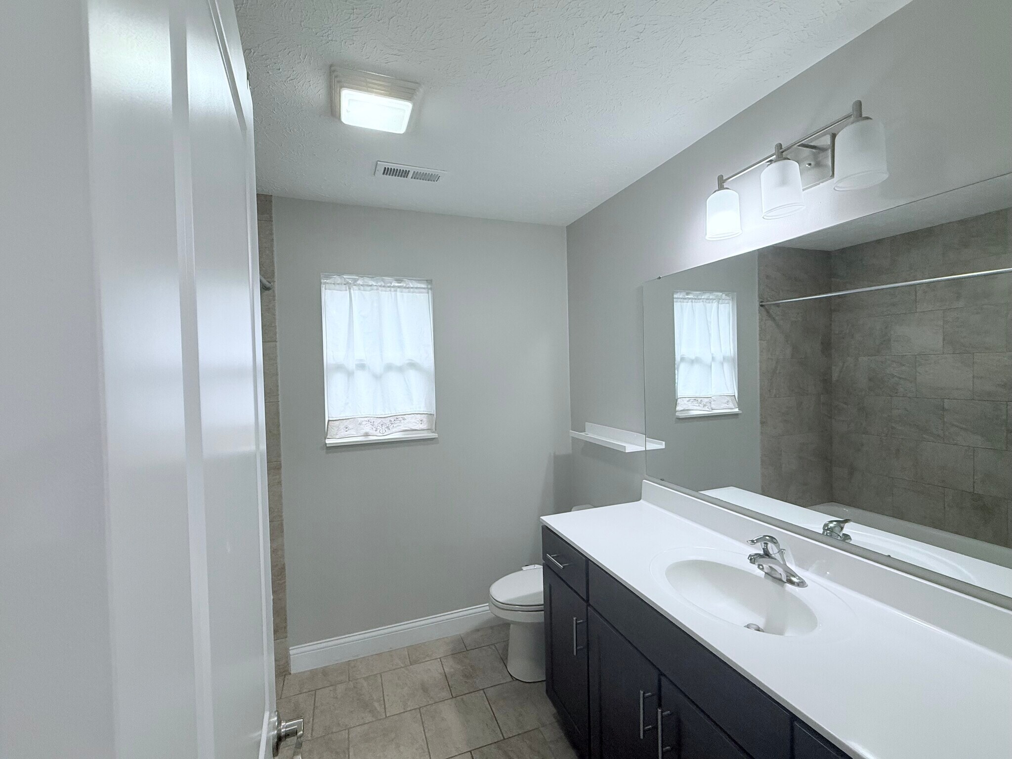 Building Photo - 3117 W Millstone Dr