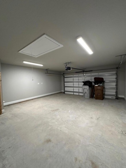 Building Photo - 7299 Gordon Evans Rd