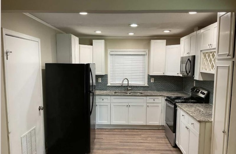 Building Photo - 2439 Oakley Ter