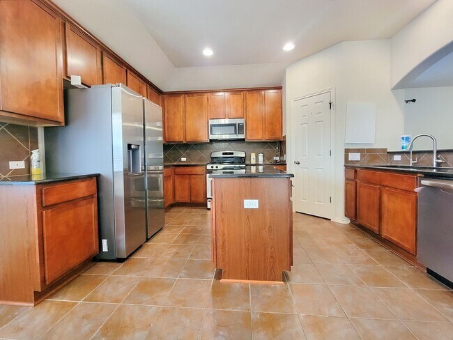 Building Photo - Beautiful 4 BR / 2 BA Home for Rent in Austin