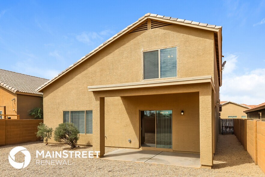 Building Photo - 5607 S 16th Dr
