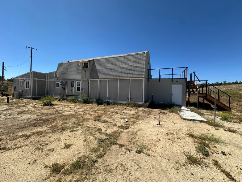 Building Photo - 1431 Tierra del Sol Rd