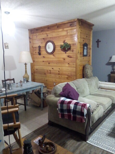 Building Photo - 3580 Sable Palm Ln