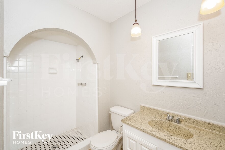 Building Photo - 9814 Emory Oak Cir