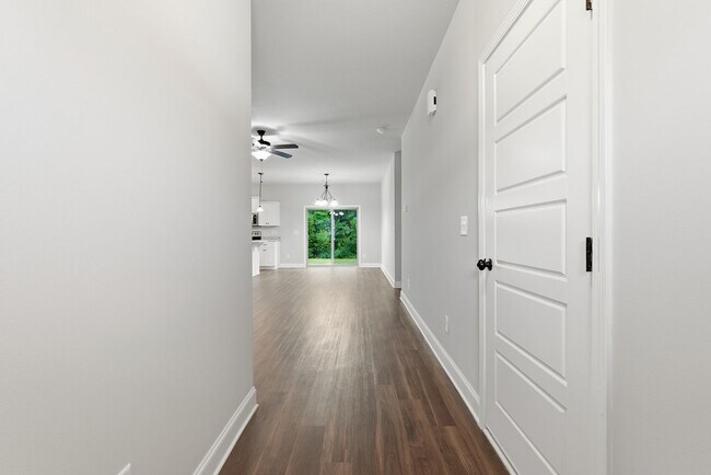 Building Photo - 217 Timberlake Dr