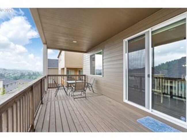 Building Photo - Beautiful 5 Bedroom with Den/Office and Large Bonus Room in Bethany Ridge!!!