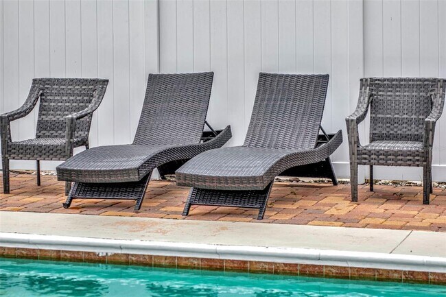 Building Photo - 4712 114th St N