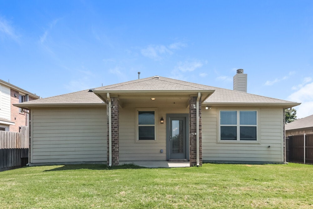 Building Photo - 1208 Songbird Dr
